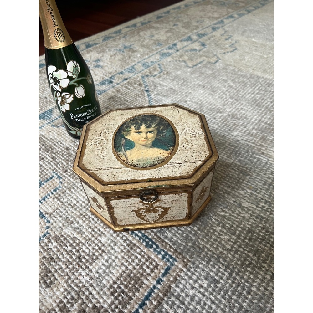Vintage Italian Florentine Music Trinket Box Gold Gilt Heirloom Girl Gift Lock